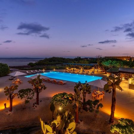 Finch Bay Galapagos Hotel ปูแอร์โตอาโยรา ภายนอก รูปภาพ
