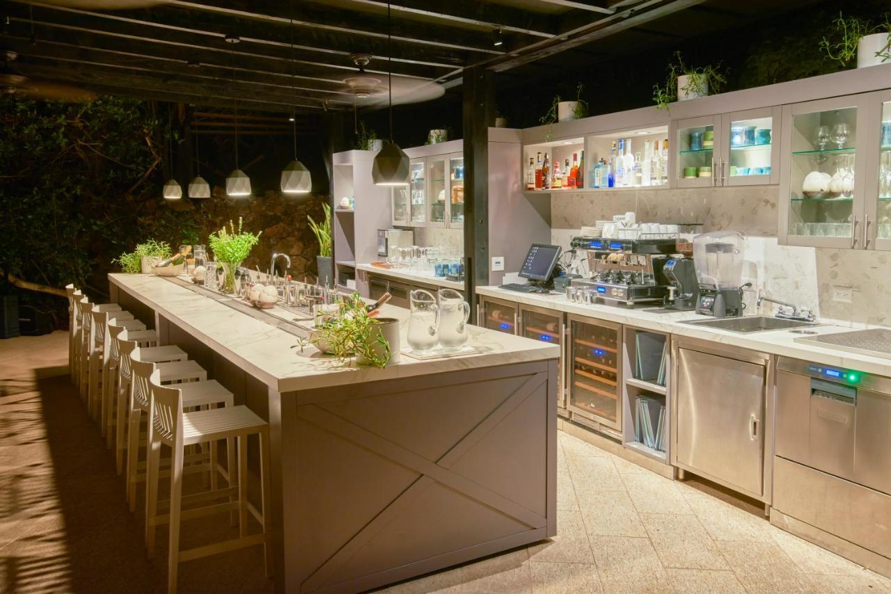 Finch Bay Galapagos Hotel ปูแอร์โตอาโยรา ภายนอก รูปภาพ