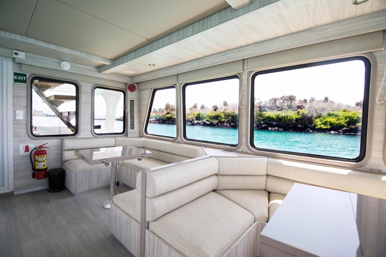 Finch Bay Galapagos Hotel ปูแอร์โตอาโยรา ภายนอก รูปภาพ