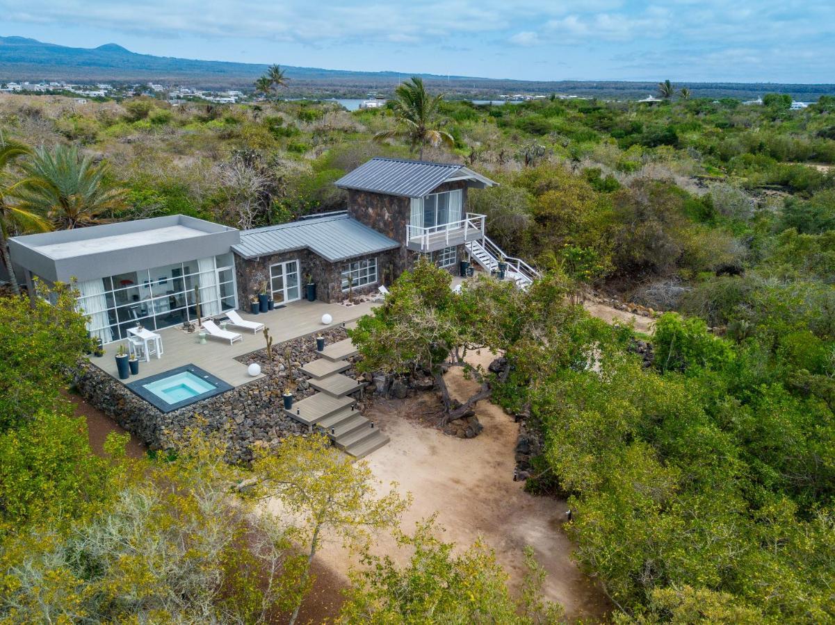 Finch Bay Galapagos Hotel ปูแอร์โตอาโยรา ภายนอก รูปภาพ